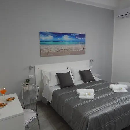36 Passi Dal Mare Alojamento de Acomodação e Pequeno-almoço 2*