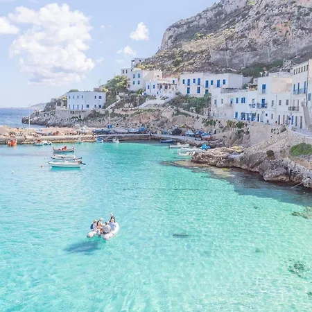 36 Passi Dal Mare Bed & Breakfast