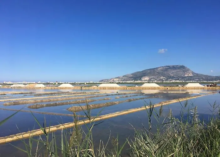 Oda ve Kahvaltı 36 Passi Dal Mare Trapani
